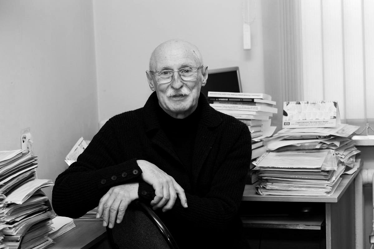 На 78-м году ушёл из жизни профессор СГУ Юрий Борисов